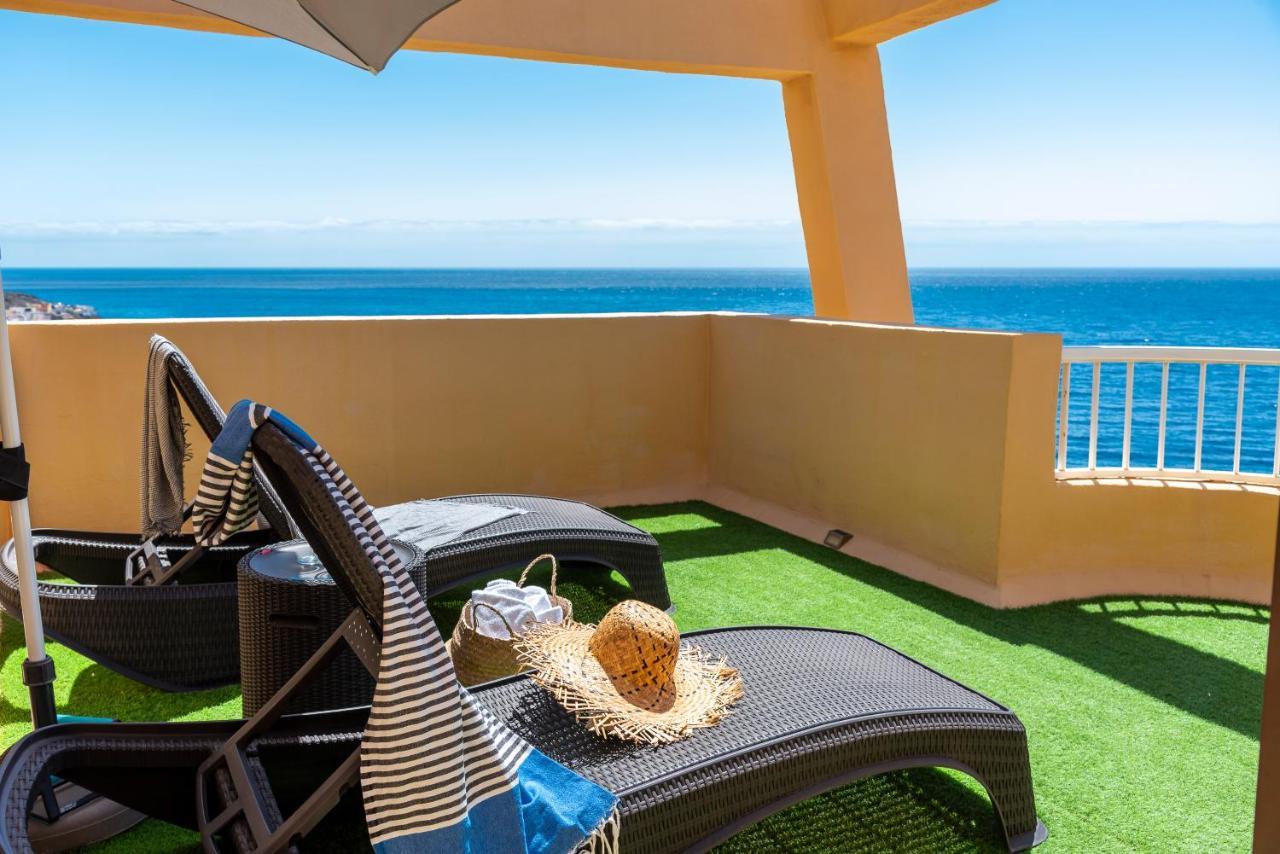 Beachfront Triplex With Swimming Pool & Parking Radazul Ngoại thất bức ảnh