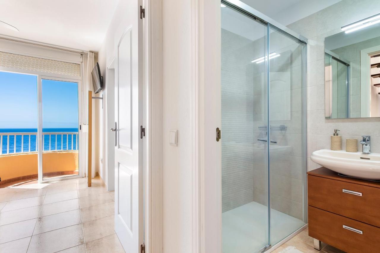 Beachfront Triplex With Swimming Pool & Parking Radazul Ngoại thất bức ảnh